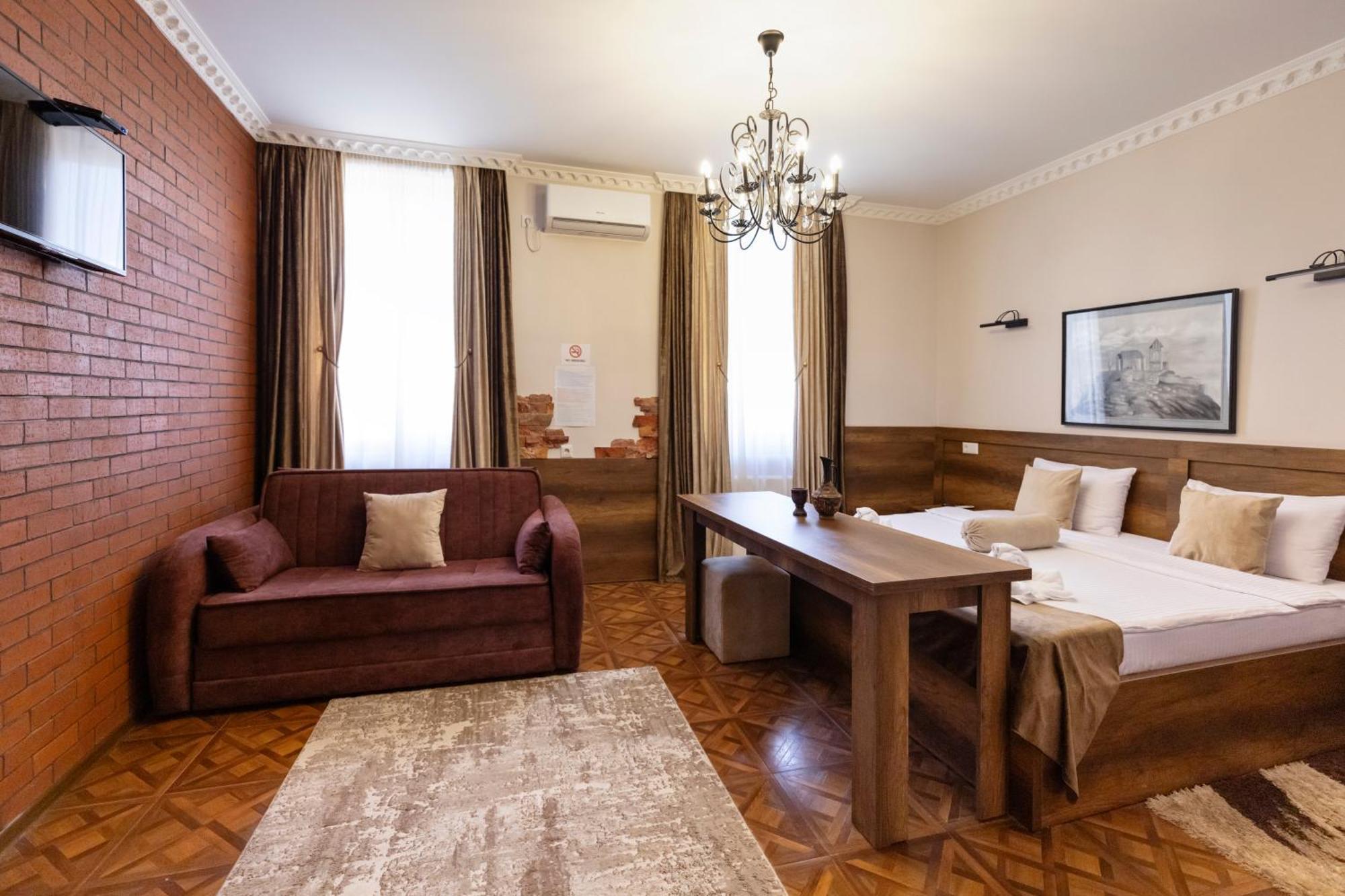 Hestia Boutique Hotel Gori Exterior foto